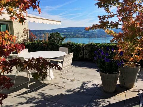 Luxury Penthouse Serviced Apartment w/ Lake view