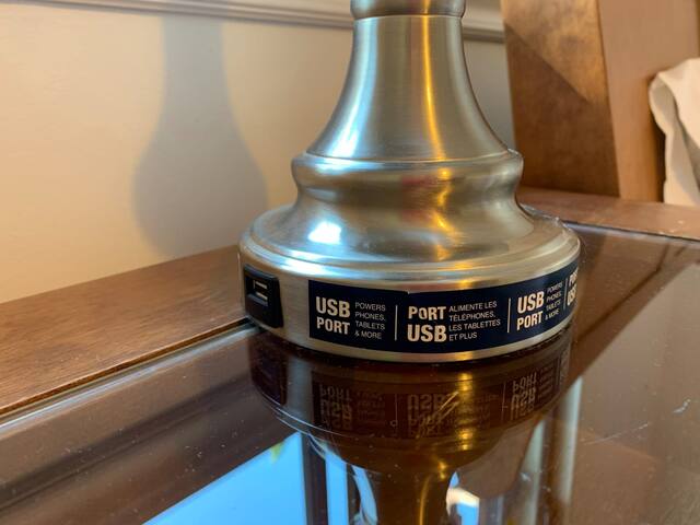 Spacious 2 storey Townhouse,3 rooms,1.5 bathrooms gallery image 5