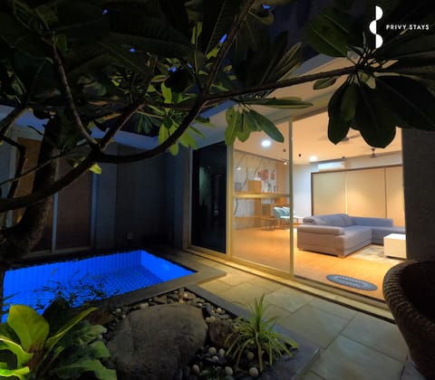 Privy Stays- Green Palm Villa