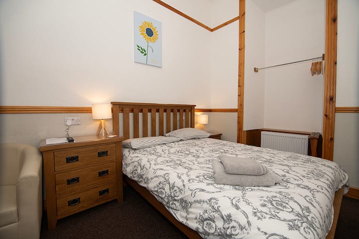 Alder Lodge Guest House Room 6 - Lerwick