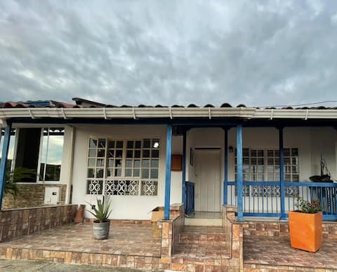 Top performing Airbnb: Typical Calarca House, Quindio in Calarcá