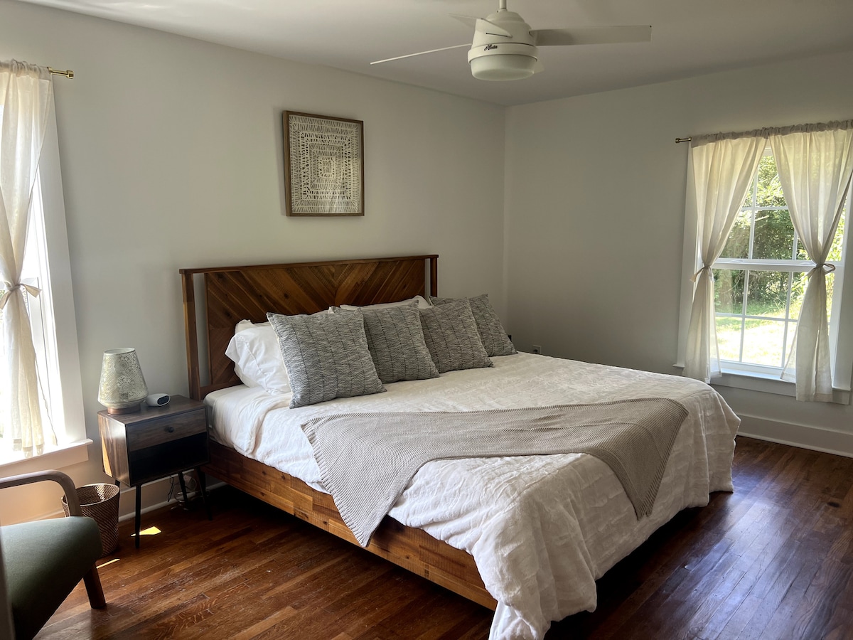 2. spálňa s manželskou posteľou King