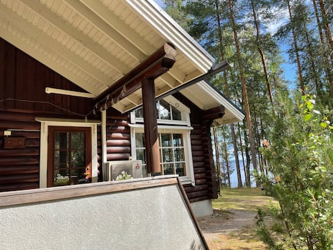 Clean log cabin in Koli, direct view of Pielinen