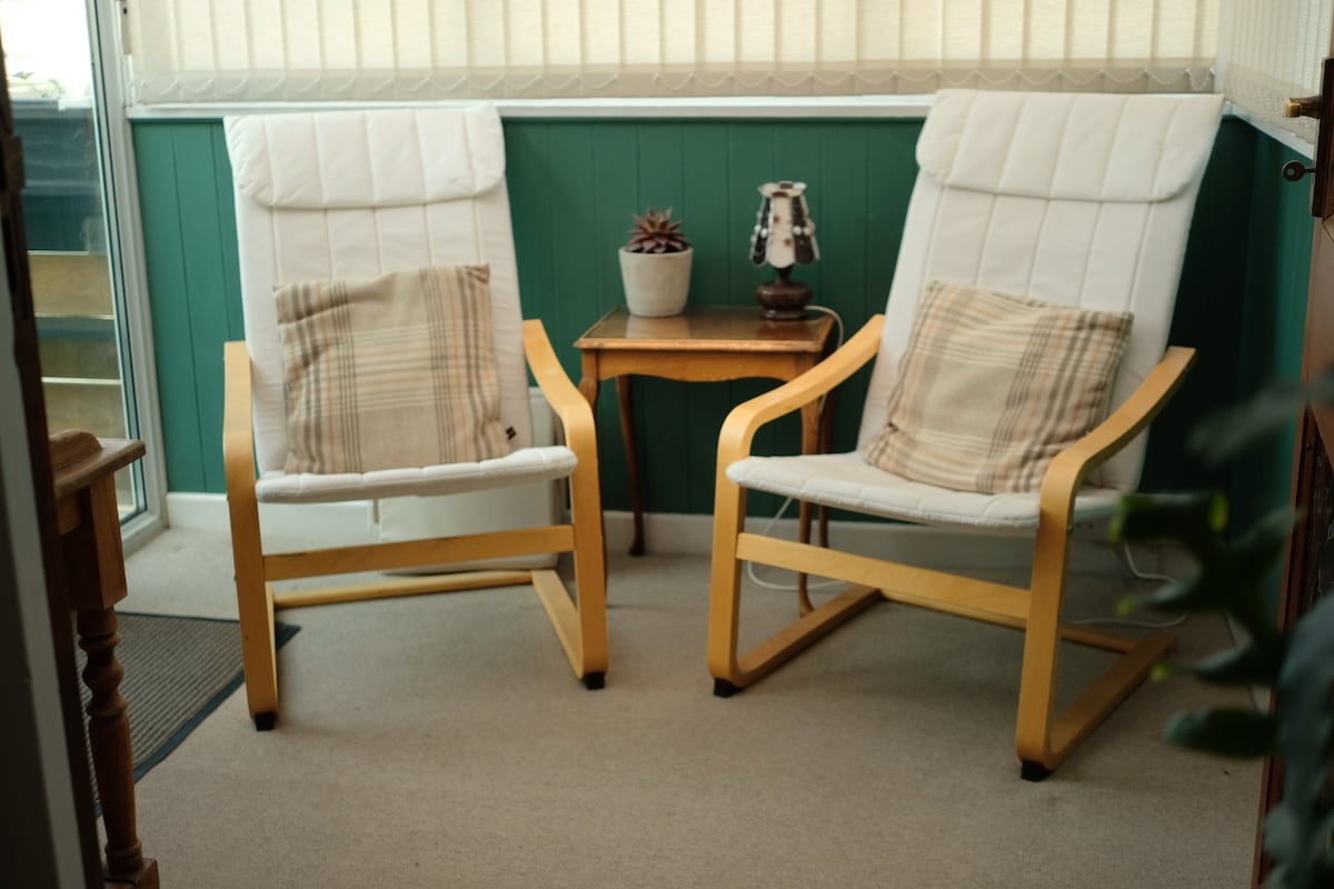 Top performing Airbnb: Flat in the heart of Bude in Bude Stratton