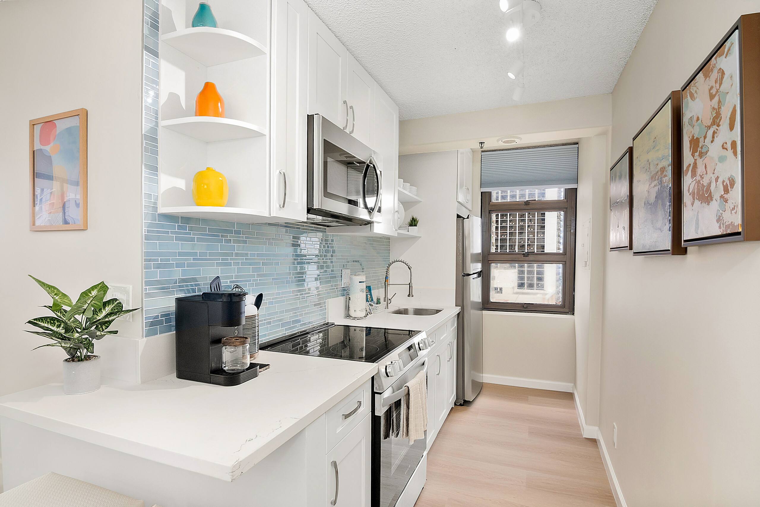 Condo in Honolulu · ★4.86 · 1 bedroom · 2 beds · 1 private bath - Image 20