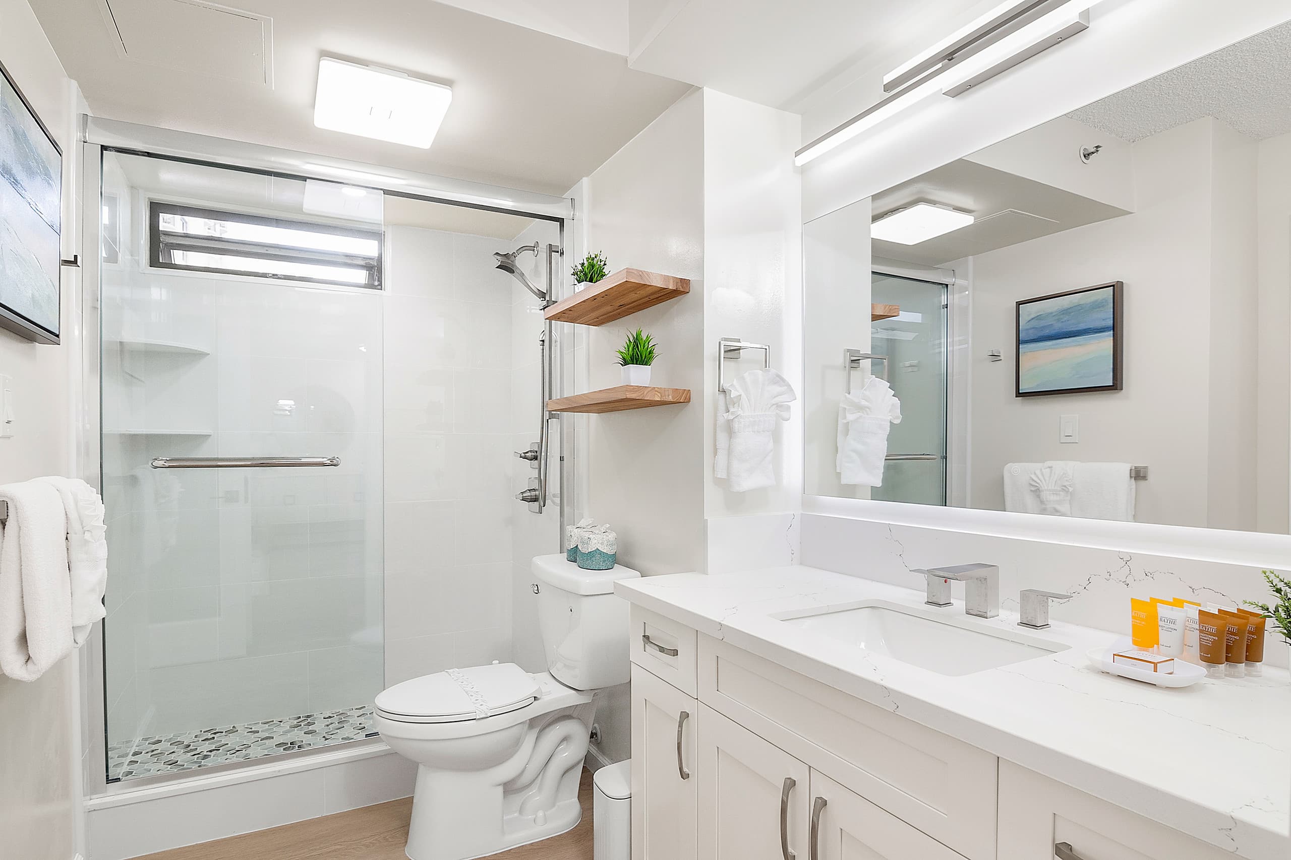 Condo in Honolulu · ★4.86 · 1 bedroom · 2 beds · 1 private bath - Image 46