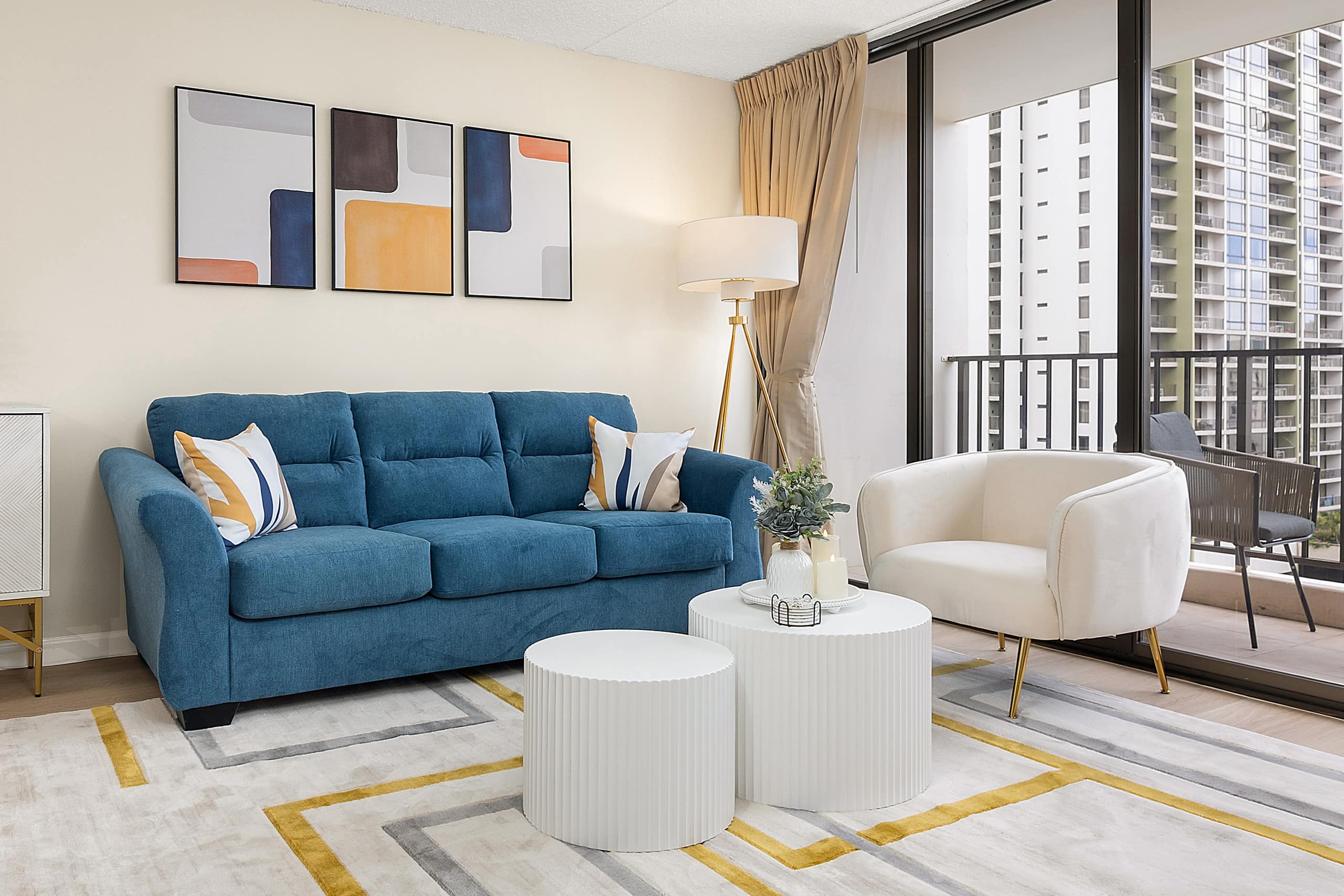 Condo in Honolulu · ★4.86 · 1 bedroom · 2 beds · 1 private bath - Image 3
