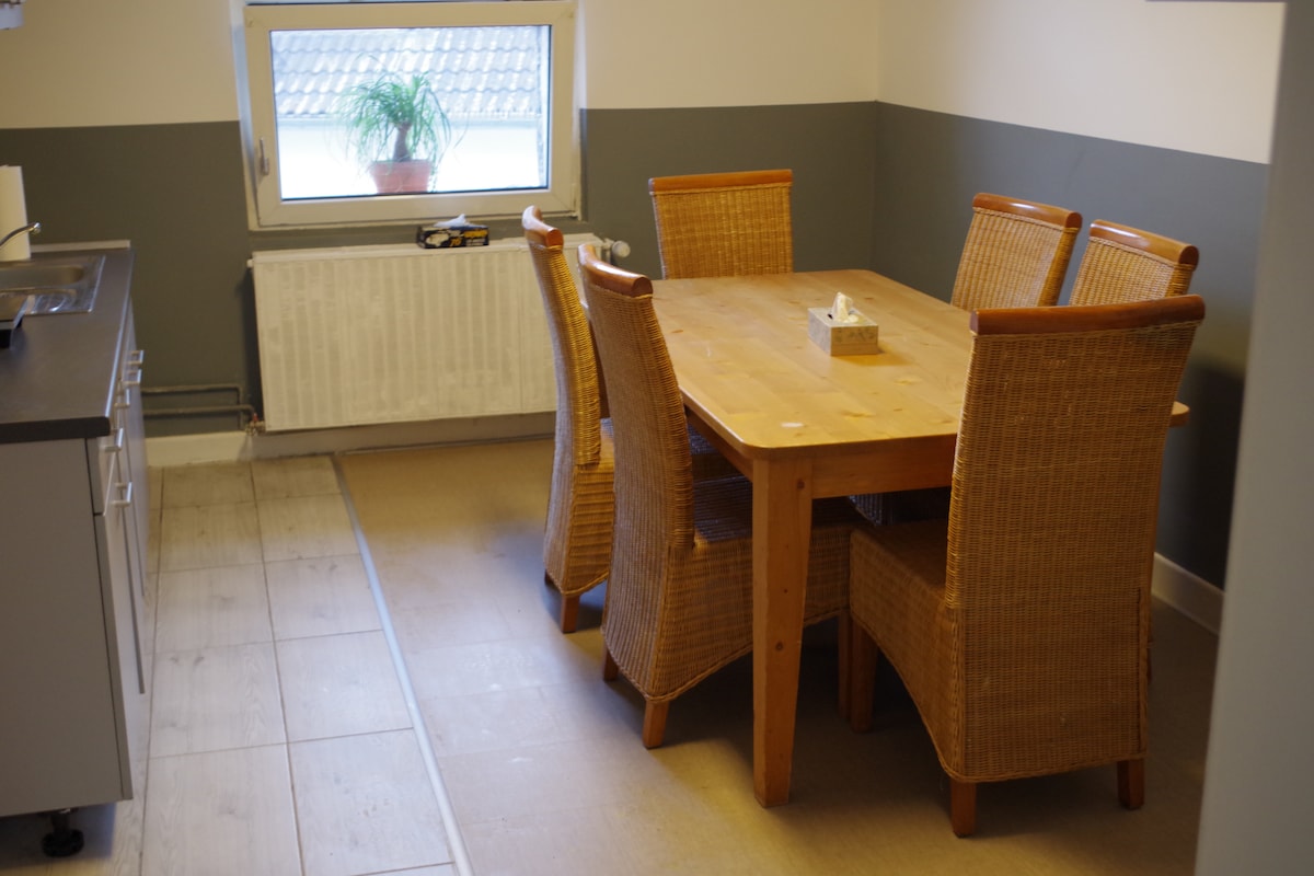 Top performing Airbnb: Atlas 3 in Oberbilk