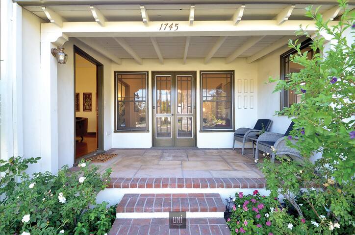 Charming！single house 3b2b in San Marino gallery image 4