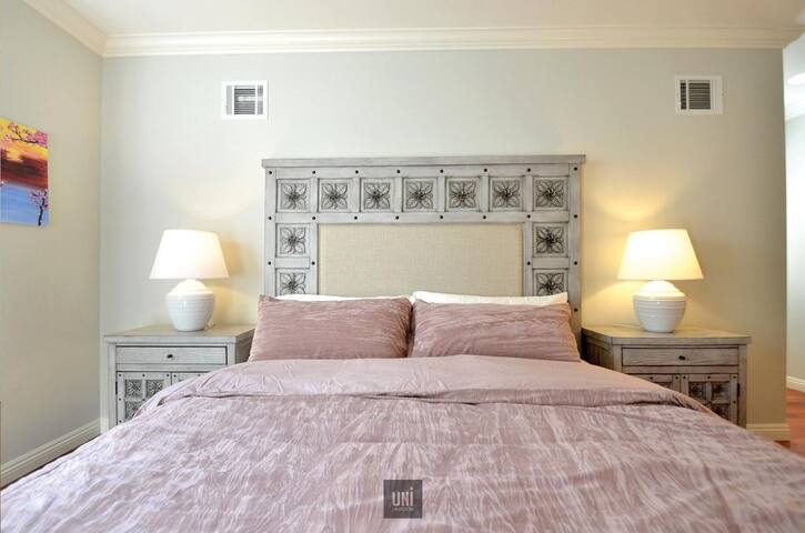 Charming！single house 3b2b in San Marino gallery image 3