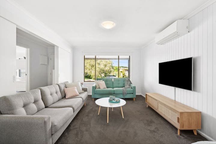 The Absolute Beach Escape | Paradise for 21 gallery image 3