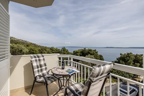 Top Airbnb: Apartment near Marija beach in Žedno