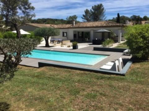 Villa au coeur de la pinède