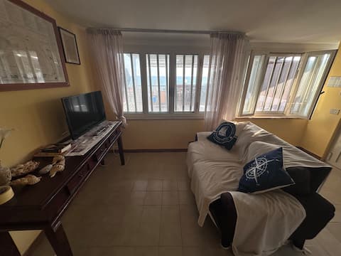 Successful Airbnb property: Beach House Sperlonga + Free Parking in Sperlonga