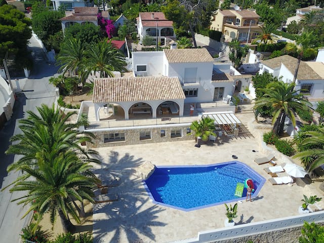 Guest favorite listing in Moraira