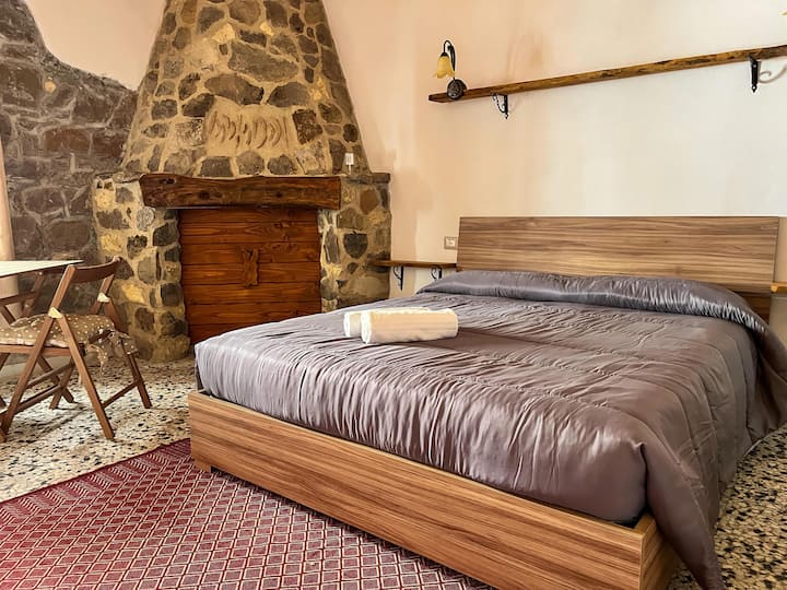 Favisi Rooms - Bosa
