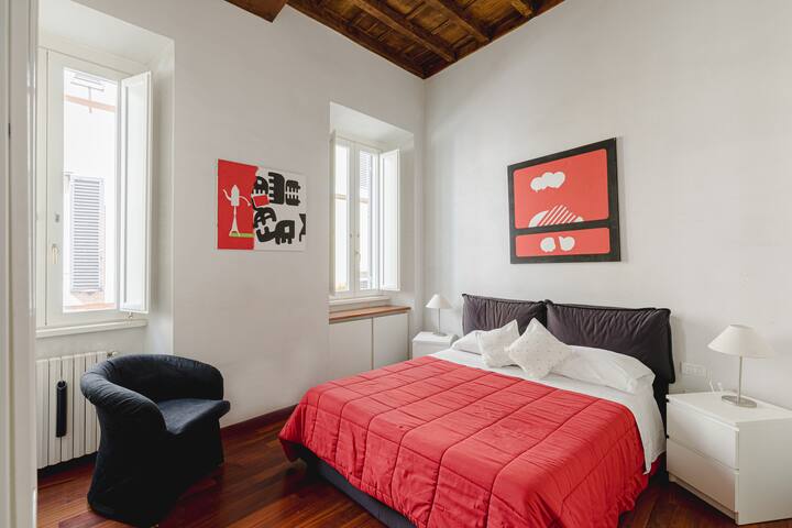 Giusi – Trevi Fountain, Rome gallery image 5