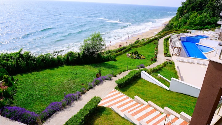 2-bedroom Beach Apartment in Byala | A06