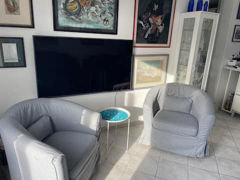 Popular Airbnb listing: Little Beachouse Prvic Island in Prvić šepurine