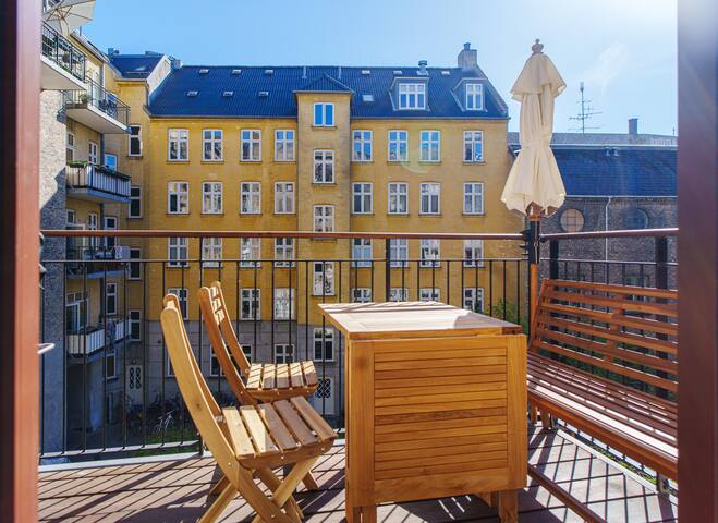 Downtown Scandinavian Elegance & Charm gallery image 4