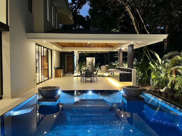 CR Vacation Properties managed Airbnb listing 3