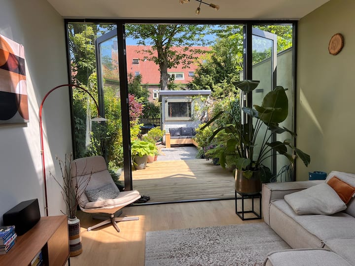 Sfeervol Huis Met Zonnige Tuin En Houtkachel! - オランダ ユトレヒト