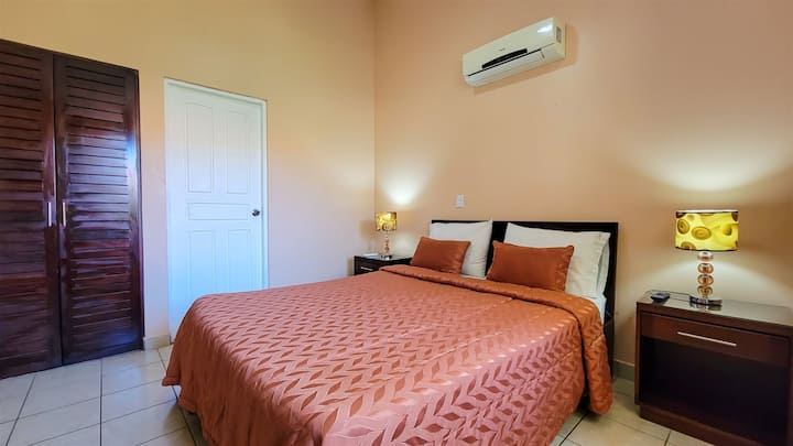 საძინებელი 1