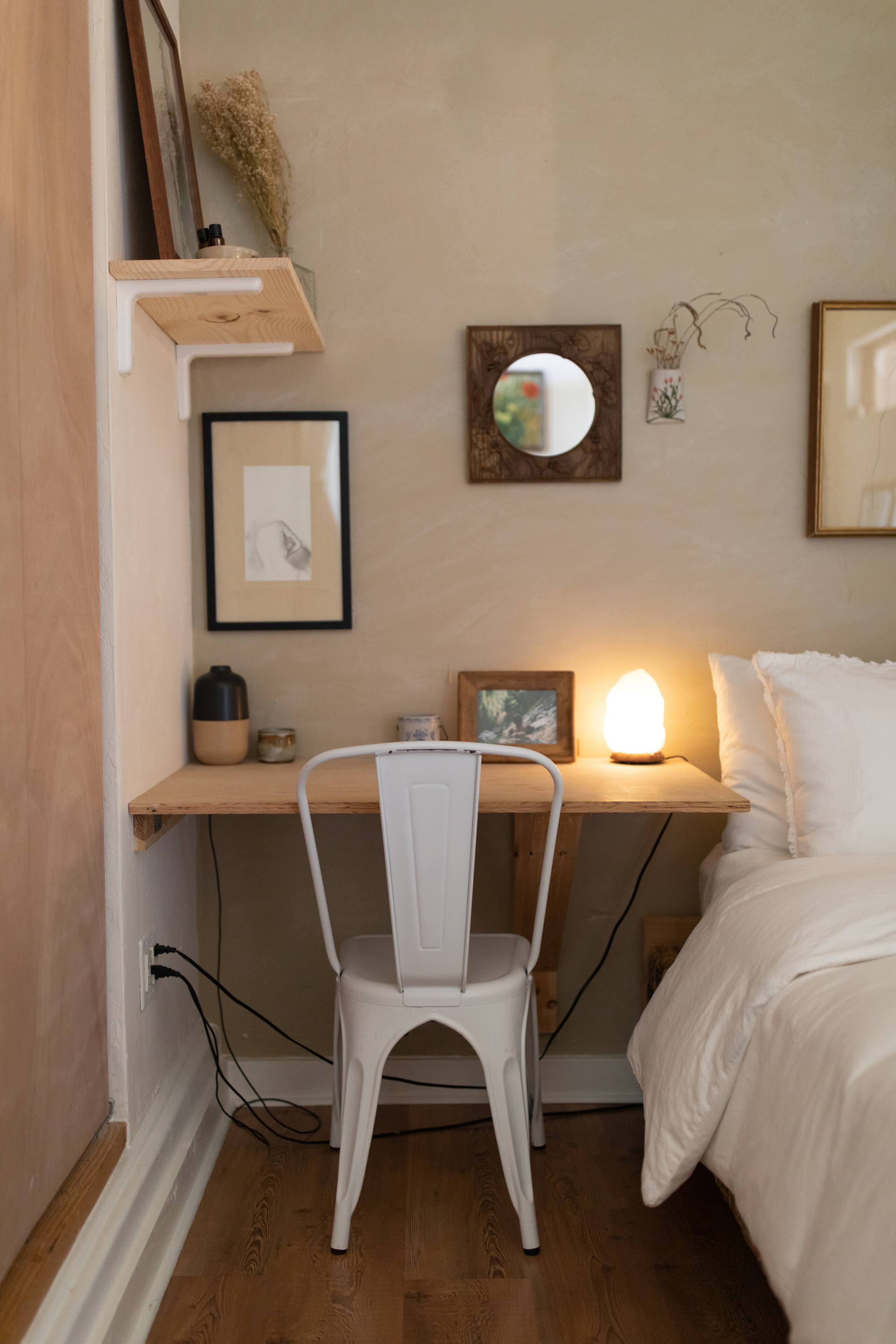 Quiet Kona Retreat • Light-filled, Curated Space - Image 13