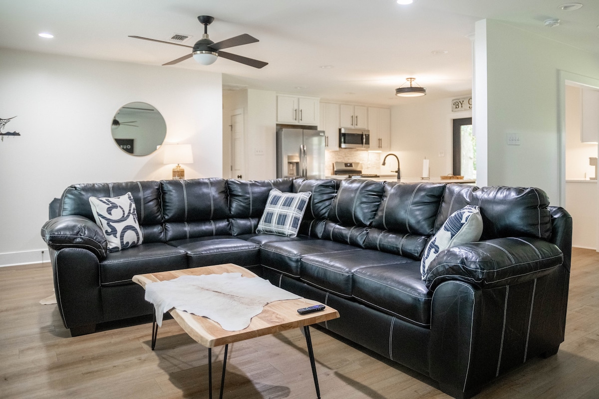 Large sectional in the Living Room 