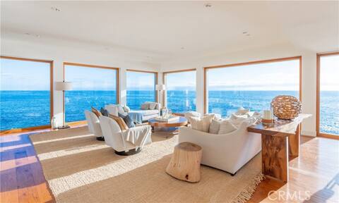 Ocean Front House with  Panoramic View