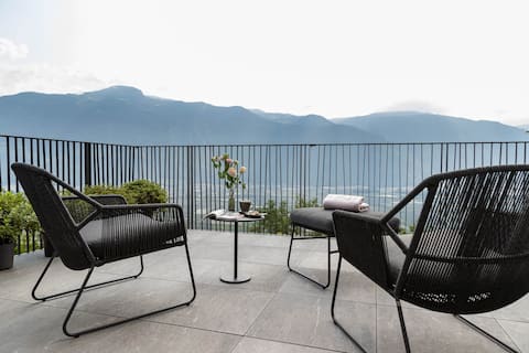 MySpring Panoramic Suite 1