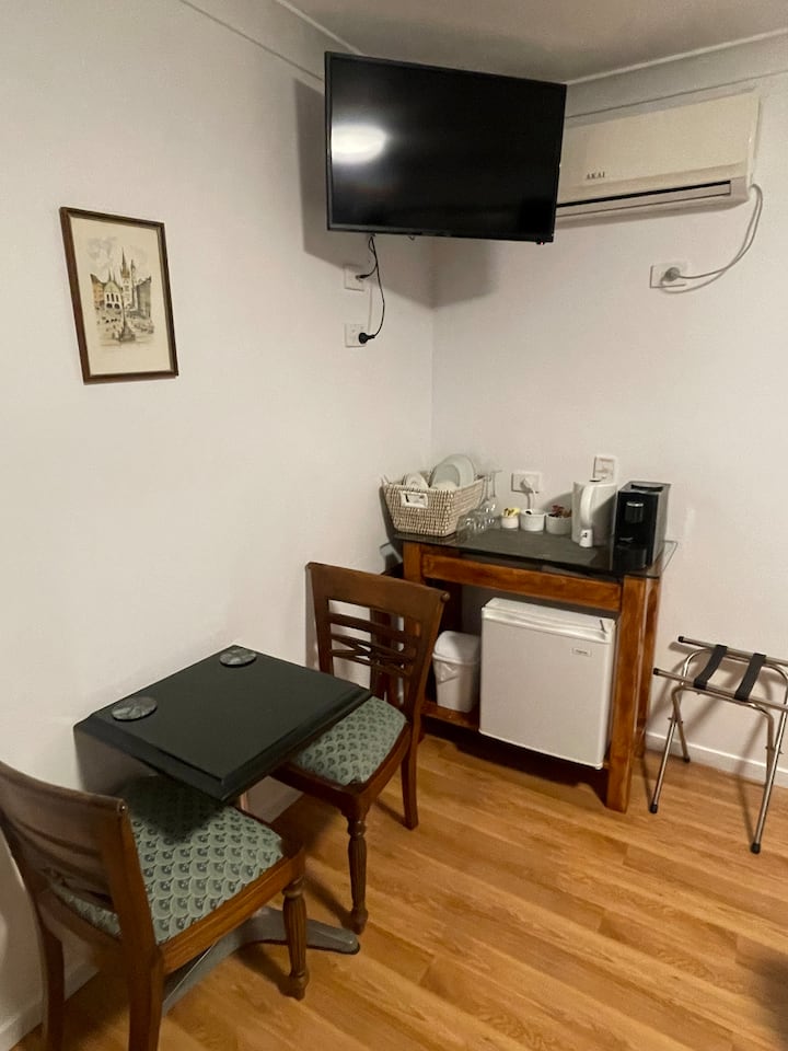 Welcome To R1 At Tamboridge Bnb - Tamborine Mountain