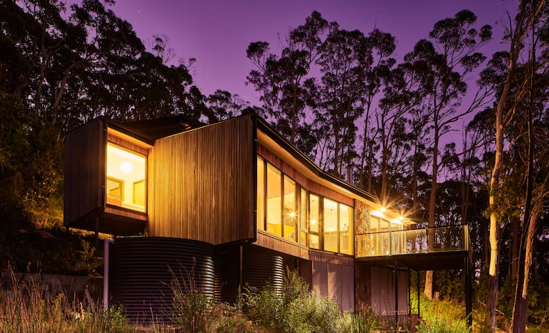 The Lookout House at Pirates Bay