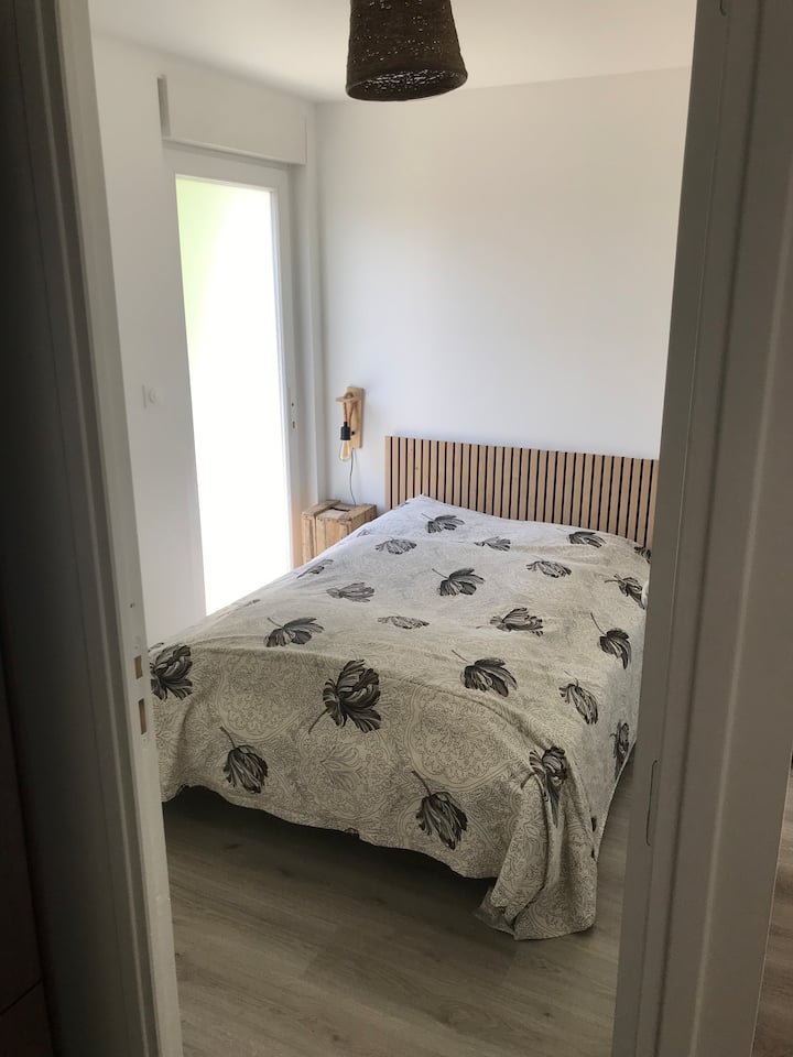 საძინებელი 1