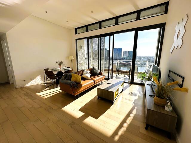 Home with first row stunning waterview @inner west gallery image 4