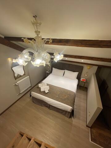 Cà dell’Arte Palace – Suite Venier Grimani gallery image 3