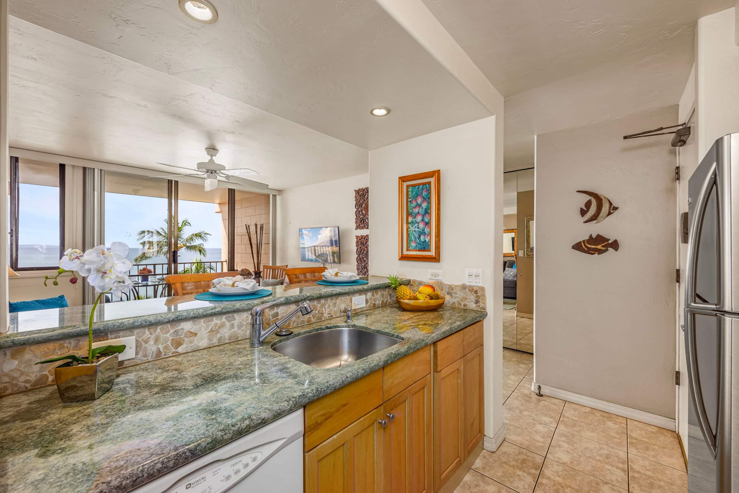 Condo in Kihei · ★4.75 · 1 bedroom · 1 bed · 1 shared bath - Image 4