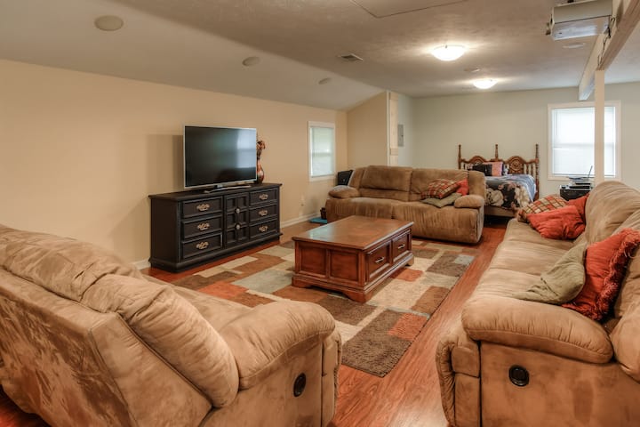 The Keystone Loft - Omaha, NE
