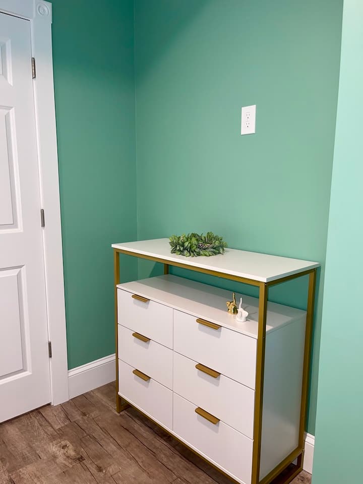 საძინებელი 4