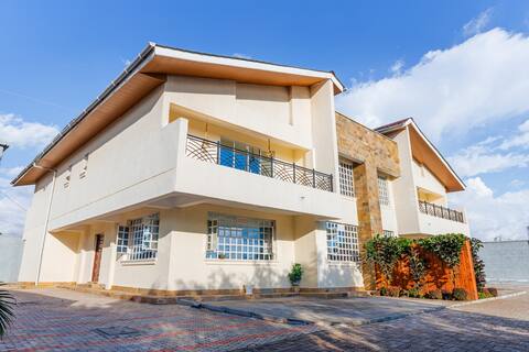 Golden View Manor