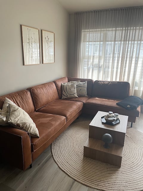 Cosy private home with a Hot tub/private deck