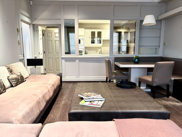 The Princess Apartment gallery image 3