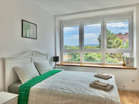 Spacious 3 Bedroom Apartment