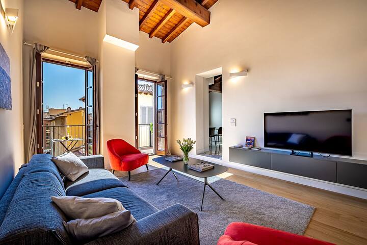 Terrace Duomo View and Elevator gallery image 2