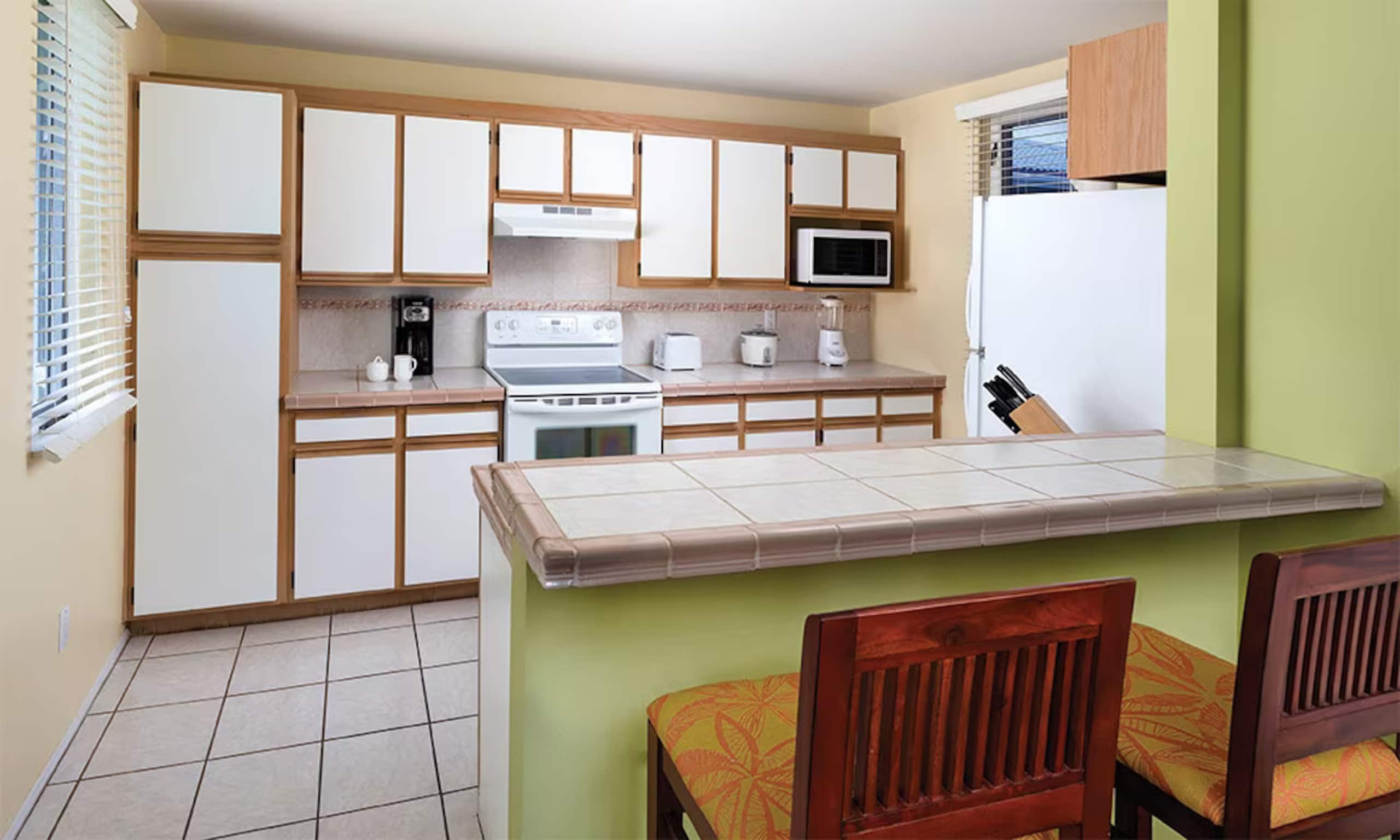 Hotel in Kailua-Kona · ★4.86 · 1 bedroom · 2 beds · 1 private bath - Image 4