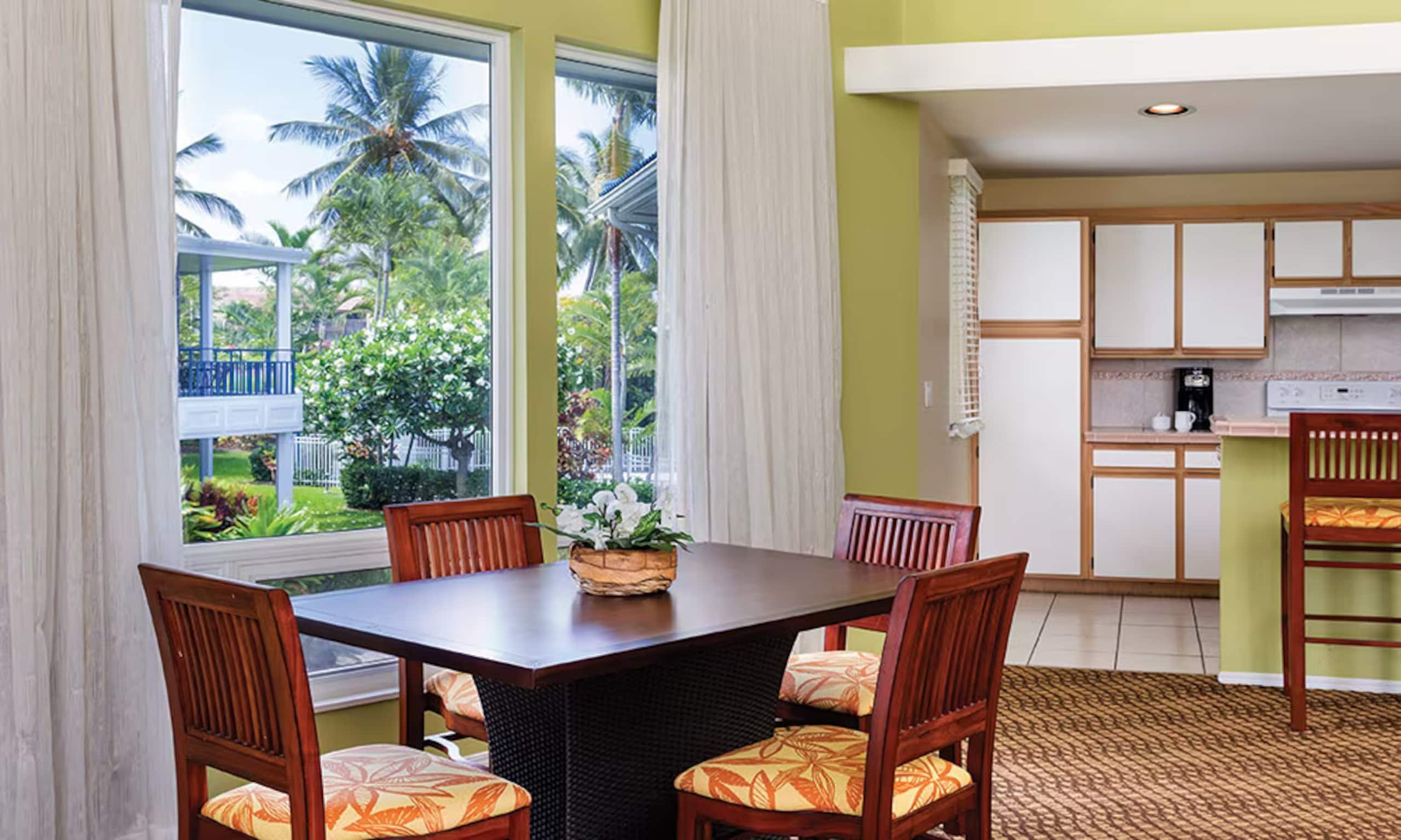 Hotel in Kailua-Kona · ★4.86 · 1 bedroom · 2 beds · 1 private bath - Image 5