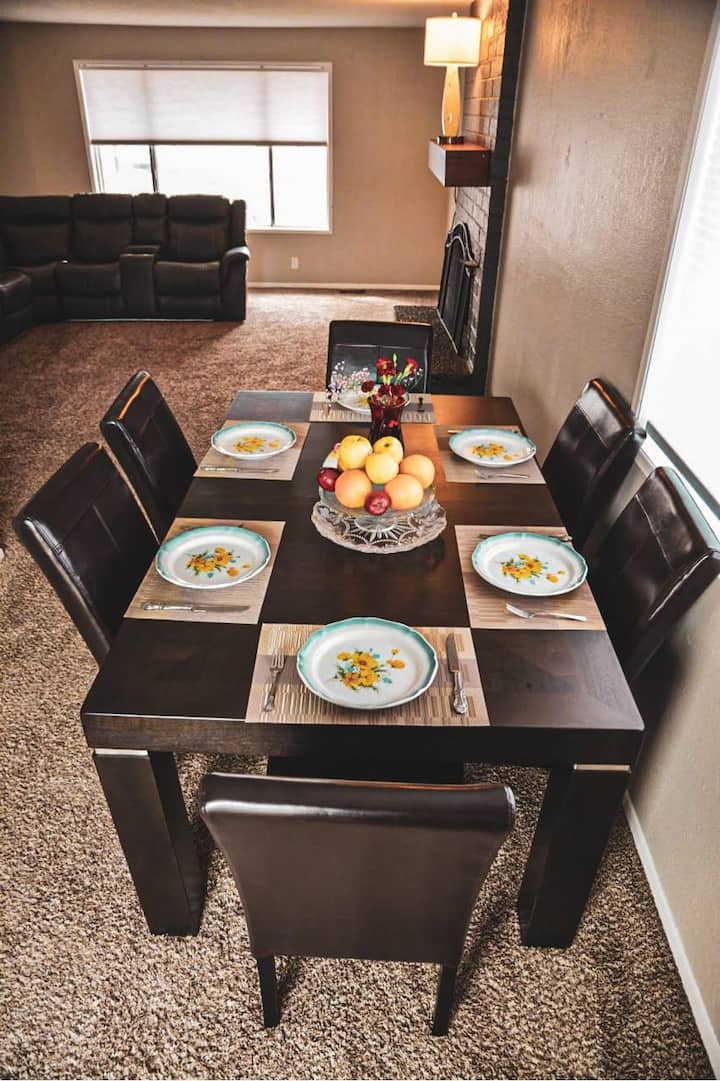 Cozy 2 Bdr South Hill Stay - 斯波坎