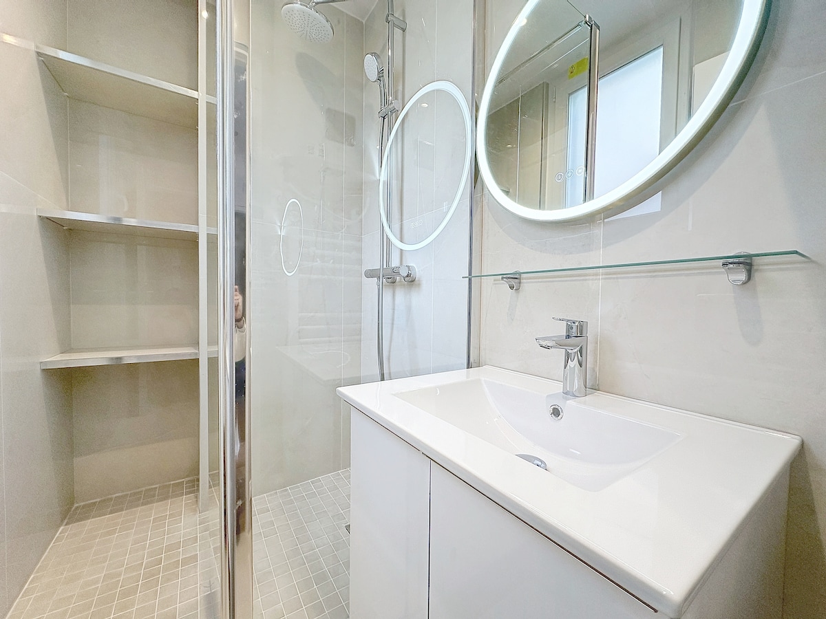 Suite des Couronnes — Salle de bain