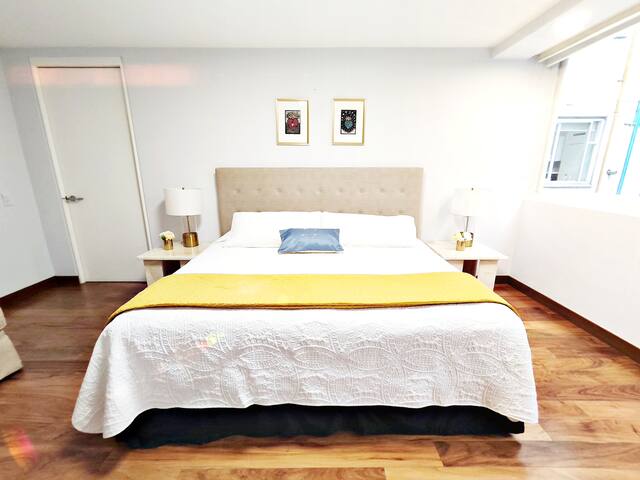 Prime Location Large 4BR, 3.5BA in Polanco’s Heart gallery image 3