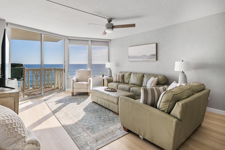 Oceanfront Condo - Ormond-by-the-Sea, FL